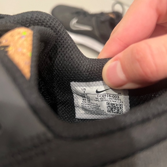 Nike Crater Remixa Shoes - Size 40 (women’s US 9 or men’s US 7) - Picture 3 of 5